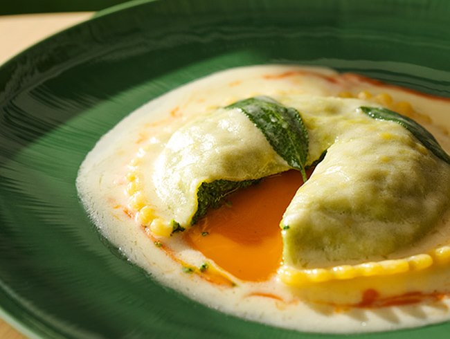 Raviolone (Vegetarian)